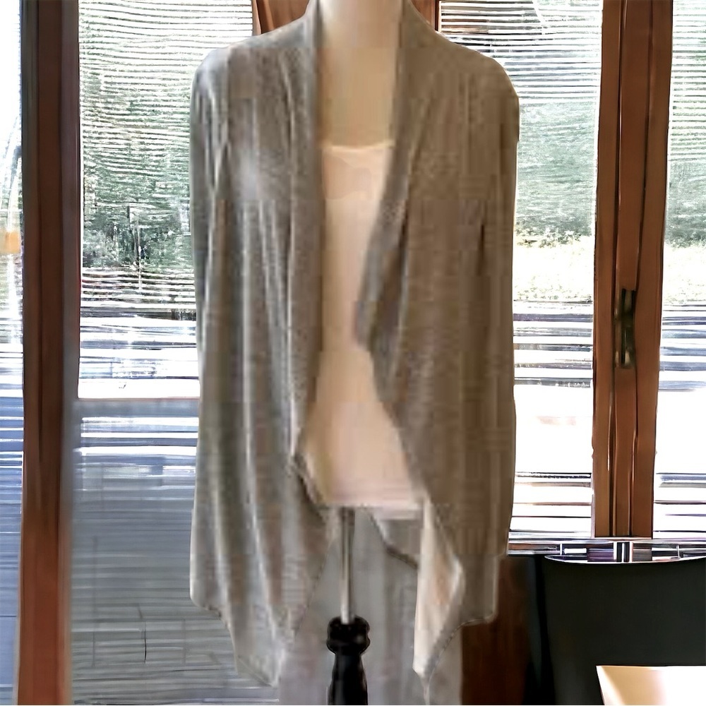 💚FABLETICS CARDIGAN